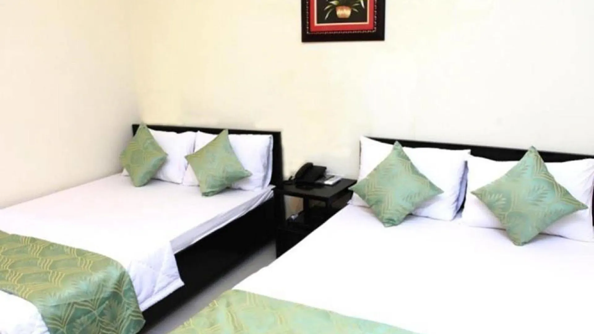 **  Phi Long Hotel Nha Trang Vietnam